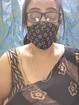 Snapshot of sweet-lotus chatting on May 20, 6:14 pm sweet-lotus online show from May 20, 6:14 pm