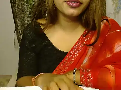 Snapshot of Goddess_Ruhi chatting on October 13, 11:05 pm Goddess Ruhi online show from October 13, 11:05 pm