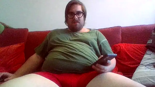 Snapshot of chubbyDavid1998 chatting on November 17, 12:44 pm chubbyDavid1998 online show from November 17, 12:44 pm