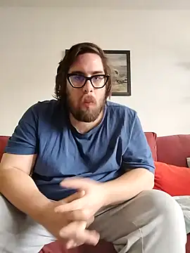 Snapshot of chubbyDavid1998 chatting on December 21, 12:56 pm chubbyDavid1998 online show from December 21, 12:56 pm