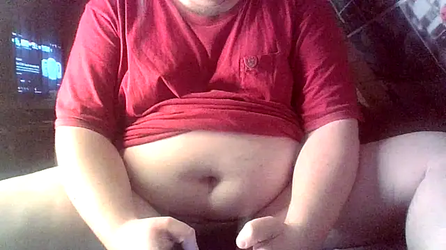 Snapshot of chubbyDavid1998 chatting on February 7, 4:33 pm chubbyDavid1998 online show from February 7, 4:33 pm