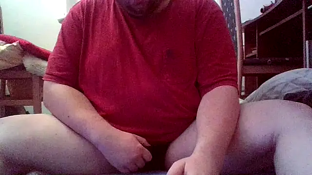 Snapshot of chubbyDavid1998 chatting on February 22, 12:01 am chubbyDavid1998 online show from February 22, 12:01 am