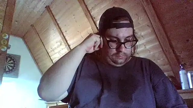 Snapshot of chubbyDavid1998 chatting on March 12, 1:28 pm chubbyDavid1998 online show from March 12, 1:28 pm