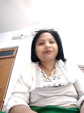 Snapshot of Cute-Janvi20 chatting on May 13, 6:05 pm Cute-Janvi20 online show from May 13, 6:05 pm