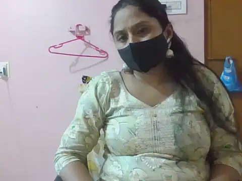 Snapshot of itsabika chatting on December 14, 9:58 am itsabika online show from December 14, 9:58 am