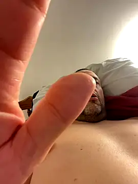 Snapshot of Jk1ones chatting on December 14, 3:23 am Jk1ones online show from December 14, 3:23 am