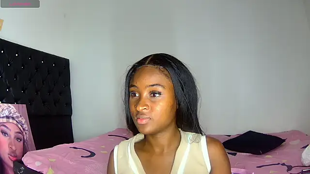 shantall ebony1 online show from December 17, 11:27 am