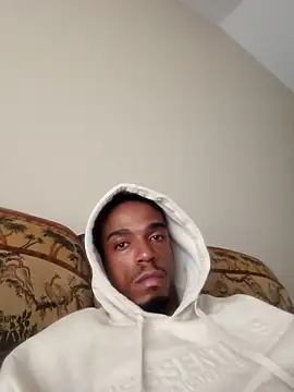 Snapshot of Made4Wicked chatting on October 24, 8:38 pm Made4Wicked online show from October 24, 8:38 pm