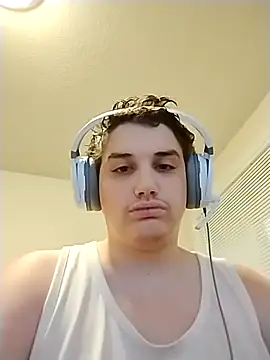 Breyyyyyyyy online show from October 24, 4:58 pm