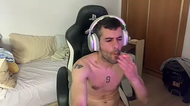 XxpartacXX19cm online show from November 2, 3:31 am