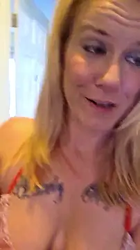 Snapshot of RhondaRump chatting on July 16, 3:07 pm RhondaRump online show from July 16, 3:07 pm