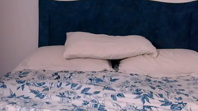 angelinhaaa online show from November 29, 2:03 am