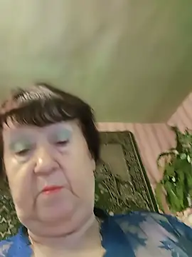 CrystalLime6411 online show from July 11, 3:42 am