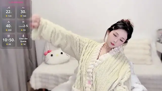 Snapshot of Joyce-bb chatting on October 28, 1:14 pm Joyce-bb online show from October 28, 1:14 pm