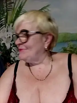 VioletSweet5566 online show from February 24, 7:12 pm