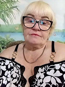 VioletSweet5566 online show from April 30, 7:58 am