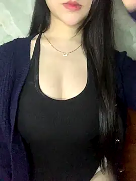 Lyly11 online show from December 19, 1:56 am