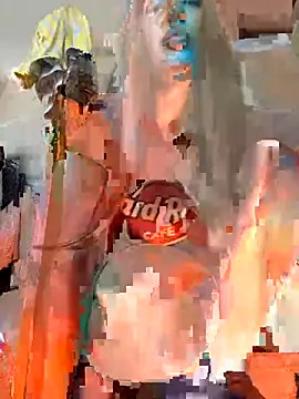 Snapshot of Luci__B chatting on October 19, 8:26 am Luci B online show from October 19, 8:26 am