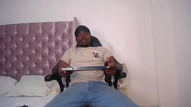 Hiper Hard online show from October 18, 11:49 pm