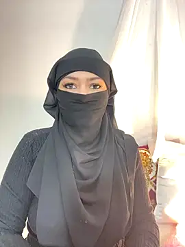 Snapshot of Amyraa_ chatting on October 18, 2:40 pm Amyraa online show from October 18, 2:40 pm