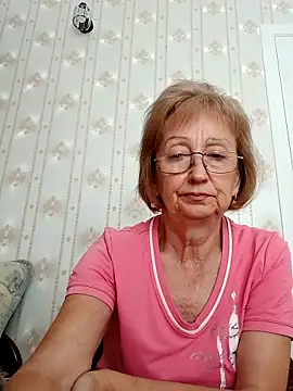 Snapshot of AlikaSwan5821 chatting on September 20, 12:06 pm AlikaSwan5821 online show from September 20, 12:06 pm