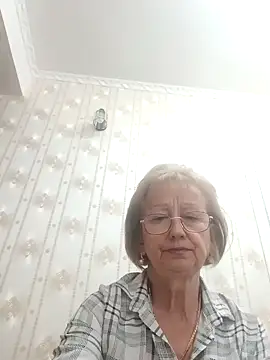 Snapshot of AlikaSwan5821 chatting on September 21, 2:19 pm AlikaSwan5821 online show from September 21, 2:19 pm