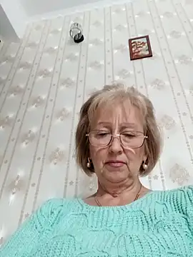 Snapshot of AlikaSwan5821 chatting on October 12, 12:04 pm AlikaSwan5821 online show from October 12, 12:04 pm