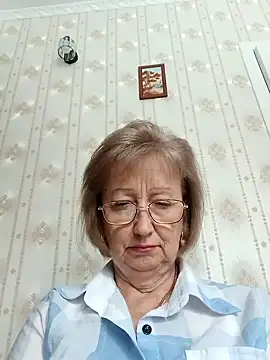 Snapshot of AlikaSwan5821 chatting on October 18, 11:55 am AlikaSwan5821 online show from October 18, 11:55 am