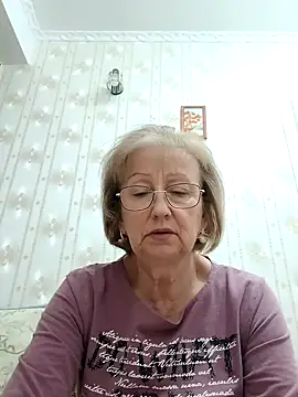 Snapshot of AlikaSwan5821 chatting on October 27, 7:29 pm AlikaSwan5821 online show from October 27, 7:29 pm