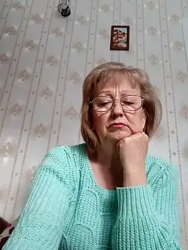 Snapshot of AlikaSwan5821 chatting on October 30, 1:34 pm AlikaSwan5821 online show from October 30, 1:34 pm