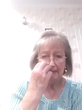 Snapshot of AlikaSwan5821 chatting on November 1, 1:57 pm AlikaSwan5821 online show from November 1, 1:57 pm