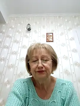 Snapshot of AlikaSwan5821 chatting on November 9, 2:26 pm AlikaSwan5821 online show from November 9, 2:26 pm