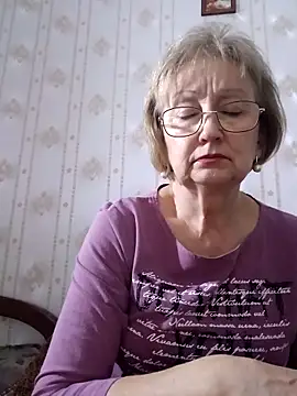 Snapshot of AlikaSwan5821 chatting on November 10, 3:00 pm AlikaSwan5821 online show from November 10, 3:00 pm