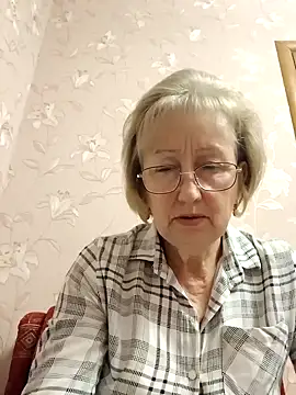 Snapshot of AlikaSwan5821 chatting on November 22, 5:45 pm AlikaSwan5821 online show from November 22, 5:45 pm