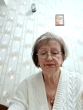 Snapshot of AlikaSwan5821 chatting on November 26, 7:59 pm AlikaSwan5821 online show from November 26, 7:59 pm