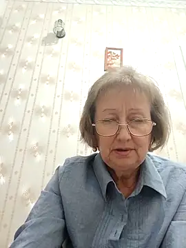 Snapshot of AlikaSwan5821 chatting on November 27, 8:00 pm AlikaSwan5821 online show from November 27, 8:00 pm