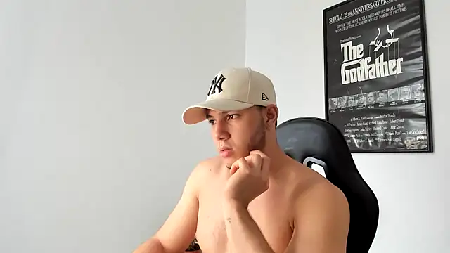 max valiant1 online show from March 15, 9:10 pm