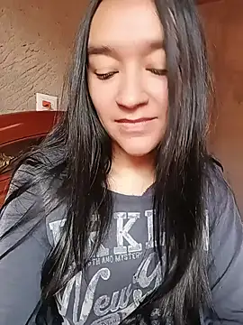 Snapshot of Williams_Hera chatting on June 26, 5:50 pm Williams Hera online show from June 26, 5:50 pm
