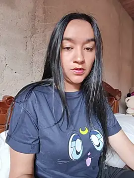 Snapshot of Williams_Hera chatting on July 4, 5:19 pm Williams Hera online show from July 4, 5:19 pm