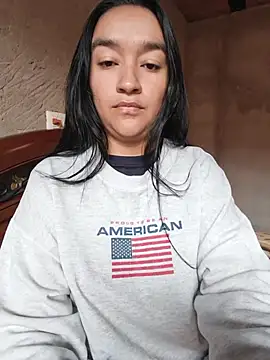 Snapshot of Williams_Hera chatting on July 8, 5:17 pm Williams Hera online show from July 8, 5:17 pm