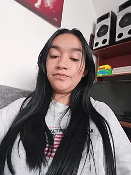 Snapshot of Williams_Hera chatting on July 14, 10:26 pm Williams Hera online show from July 14, 10:26 pm