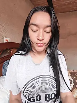 Snapshot of Williams_Hera chatting on August 6, 7:38 pm Williams Hera online show from August 6, 7:38 pm