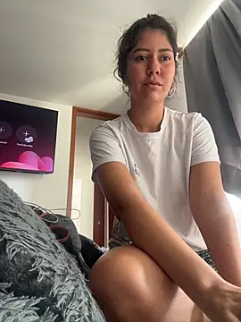 Snapshot of miss_silvia chatting on November 6, 3:24 pm miss silvia online show from November 6, 3:24 pm