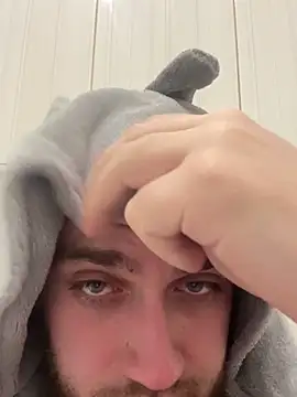 LuckyGirlfriends online show from February 5, 1:54 am