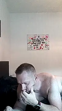 HotMichiSG online show from November 2, 8:06 am