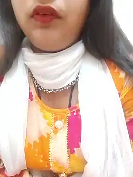 Snapshot of Babe_Doll04 chatting on May 16, 12:15 pm Babe Doll04 online show from May 16, 12:15 pm