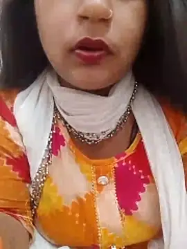 Snapshot of Babe_Doll04 chatting on June 2, 7:21 am Babe Doll04 online show from June 2, 7:21 am