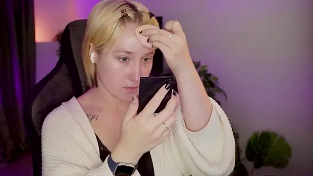 CinBellamy online show from October 4, 2:42 am