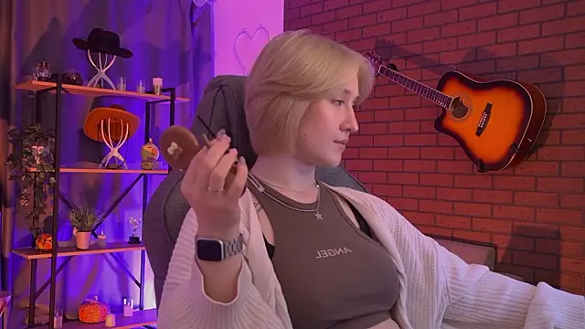 CinBellamy online show from March 15, 4:07 am