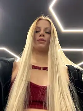 FavoriteKira online show from January 15, 4:11 pm